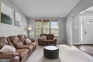 11 Pheasant Run Ct, Lutherville Timonium, MD 21093 - Photo 6