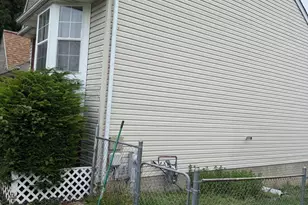 1919 Altavue Rd, Baltimore, MD 21228 - Photo 4