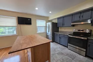 10 Casey Ct, Catonsville, MD 21228 - Photo 6