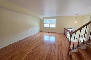 10 Casey Ct, Catonsville, MD 21228 - Photo 2