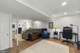 3 Erwood Ct, Baltimore, MD 21212 - Photo 36