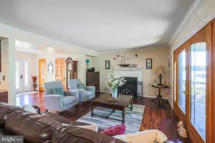 15 Woody Rd, Baltimore, MD 21221 - Photo 14
