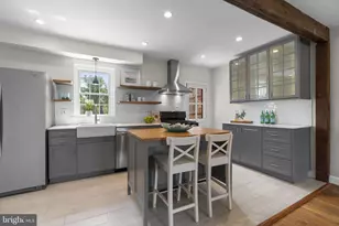 35 Tanglewood Rd, Baltimore, MD 21228 - Photo 8