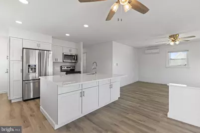 7212 Bay Front Road, Baltimore, MD 21219 - Photo 10