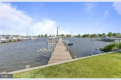 7212 Bay Front Road, Baltimore, MD 21219 - Photo 6