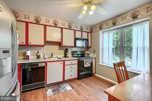 34 Castlebar Ct, Lutherville Timonium, MD 21093 - Photo 6