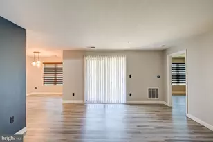 8905 Stone Creek Pl, Pikesville, MD 21208 - Photo 4
