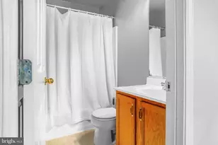 10 Amberlady Ct, Owings Mills, MD 21117 - Photo 8