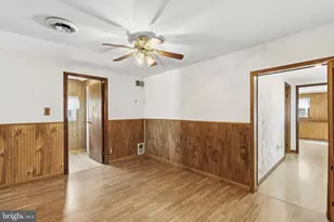 2411 Poplar Rd, Baltimore, MD 21221 - Photo 8