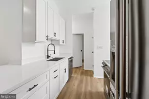 4748 Old Court Rd, Baltimore, MD 21208 - Photo 10