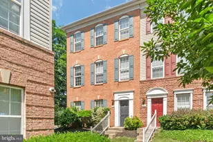 519 Ensemble Ct, Hunt Valley, MD 21030 - Photo 2