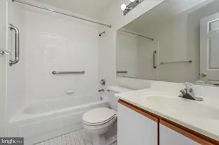 2 Rumford Dr, Catonsville, MD 21228 - Photo 16