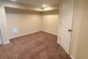 615 47th St, Baltimore, MD 21224 - Photo 30