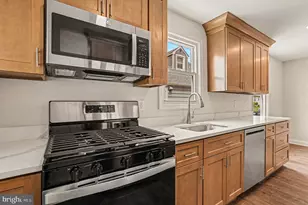 2513 Canterbury Rd, Parkville, MD 21234 - Photo 10