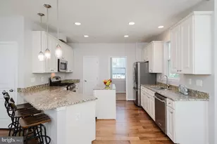 8402 Stansbury Lake Dr, Baltimore, MD 21222 - Photo 2