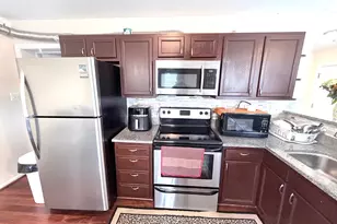 4050 Wilkens, Baltimore, MD 21229 - Photo 6