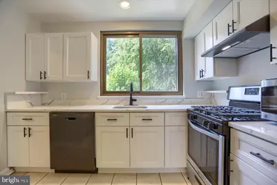20 Stoneridge Court #22, Baltimore, MD 21239 - Photo 2