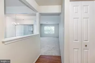 4 Rumford Dr, Catonsville, MD 21228 - Photo 2