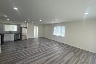 1028 Hartmont Rd, Catonsville, MD 21228 - Photo 4