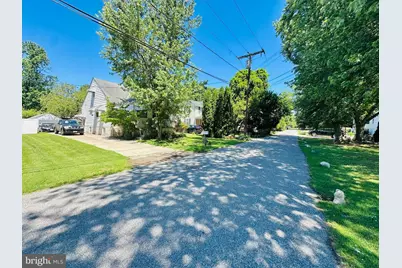 8608 Oak Road, Baltimore, MD 21219 - Photo 2