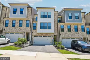 13719 Hunt Valley Ct, Cockeysville, MD 21030 - Photo 2
