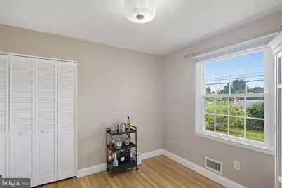 1034 Donington Circle, Towson, MD 21204 - Photo 16