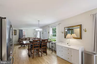 1034 Donington Circle, Towson, MD 21204 - Photo 6