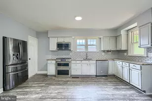 7428 Poplar Ave, Baltimore, MD 21224 - Photo 10