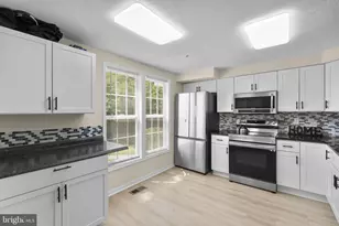 7242 Early Golden Ln, Pikesville, MD 21208 - Photo 2