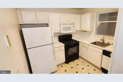 8907 Stone Creek Place #201, Pikesville, MD 21208 - Photo 4