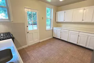 1628 Naturo Rd, Baltimore, MD 21286 - Photo 6
