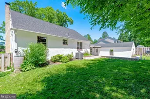 9945 Hilltop Dr, Parkville, MD 21234 - Photo 38