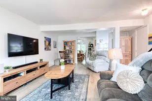 8626 Castlemill Cir, Baltimore, MD 21236 - Photo 6
