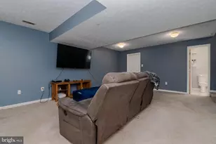 2021 Hackberry Rd, Baltimore, MD 21221 - Photo 28