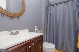2021 Hackberry Rd, Baltimore, MD 21221 - Photo 18