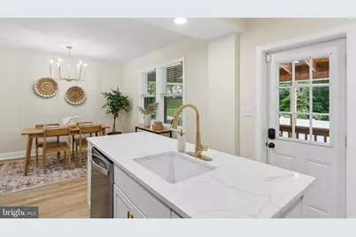 34 Briarwood Road, Baltimore, MD 21228 - Photo 18