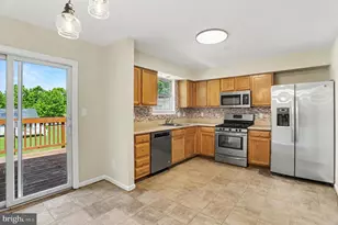 32 Tameron Pl, Rosedale, MD 21237 - Photo 10