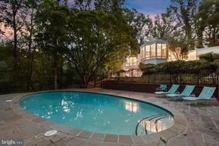 18 Branchwood Ct, Baltimore, MD 21208 - Photo 2