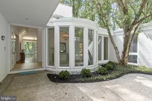 18 Branchwood Ct, Baltimore, MD 21208 - Photo 6