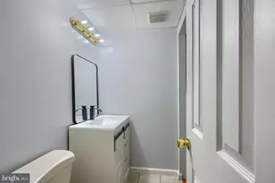 12 Towns Ct, Baltimore, MD 21237 - Photo 26