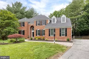 1146 Fairbanks Dr, Lutherville Timonium, MD 21093 - Photo 48