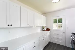 8703 Edgefield Rd, Baltimore, MD 21234 - Photo 10