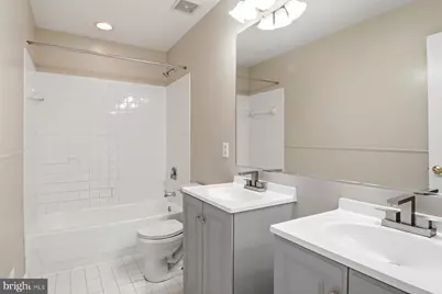 4945 Hazelwood Avenue, Baltimore, MD 21206 - Photo 30