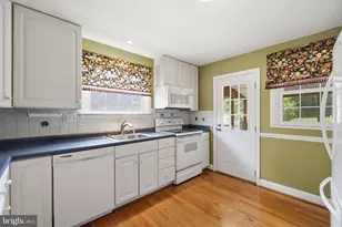 107 Oakway Rd, Lutherville Timonium, MD 21093 - Photo 8