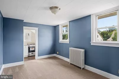 910 Saint Charles Avenue, Baltimore, MD 21229 - Photo 32