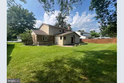 5 Madison Mills Court, Baltimore, MD 21228 - Photo 2