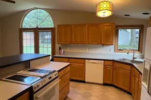 5 Madison Mills Ct, Baltimore, MD 21228 - Photo 4