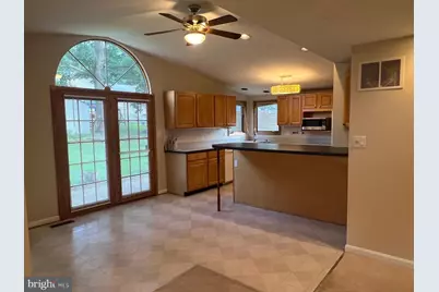 5 Madison Mills Court, Baltimore, MD 21228 - Photo 8