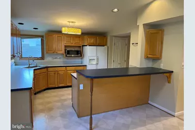 5 Madison Mills Court, Baltimore, MD 21228 - Photo 12