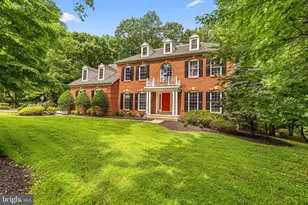 4 Falling Water Ct, Reisterstown, MD 21136 - Photo 2